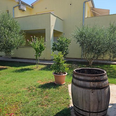 Apartmani Prodan 2 Fažana Exteriör bild