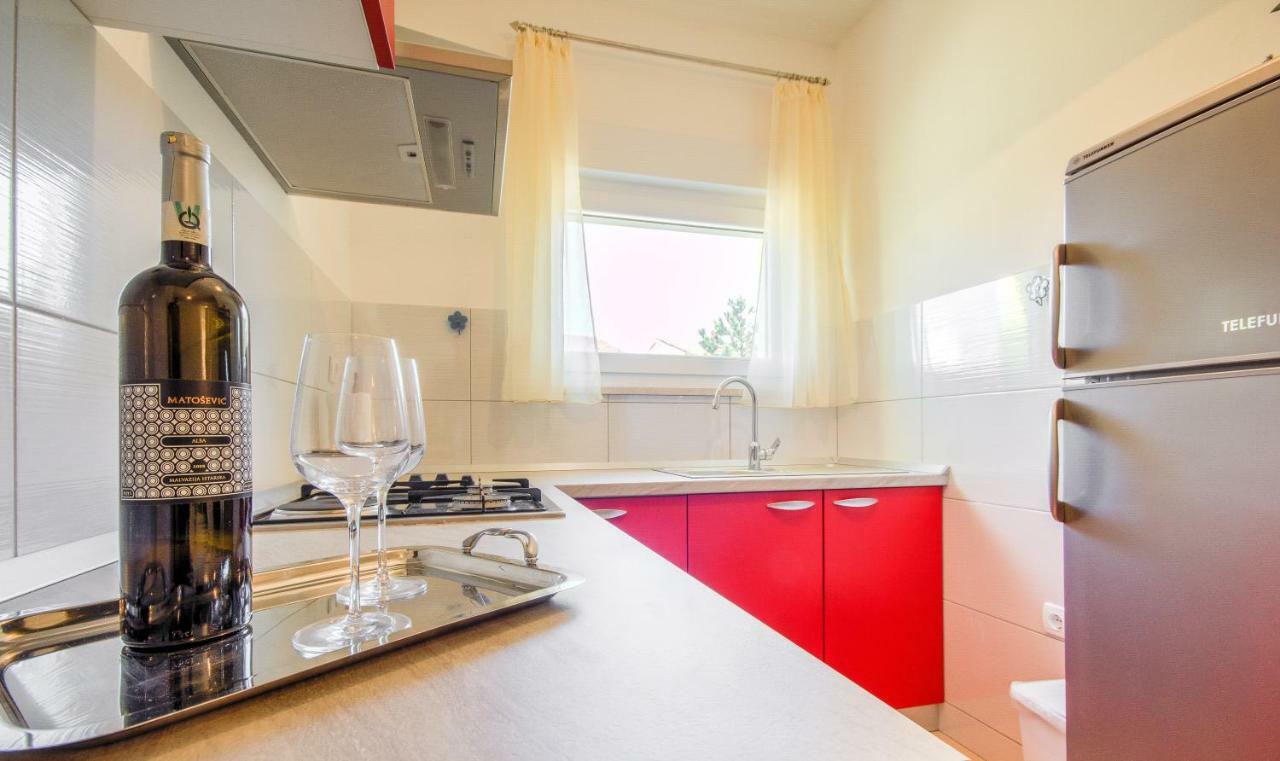 Apartmani Prodan 2 Fažana Exteriör bild